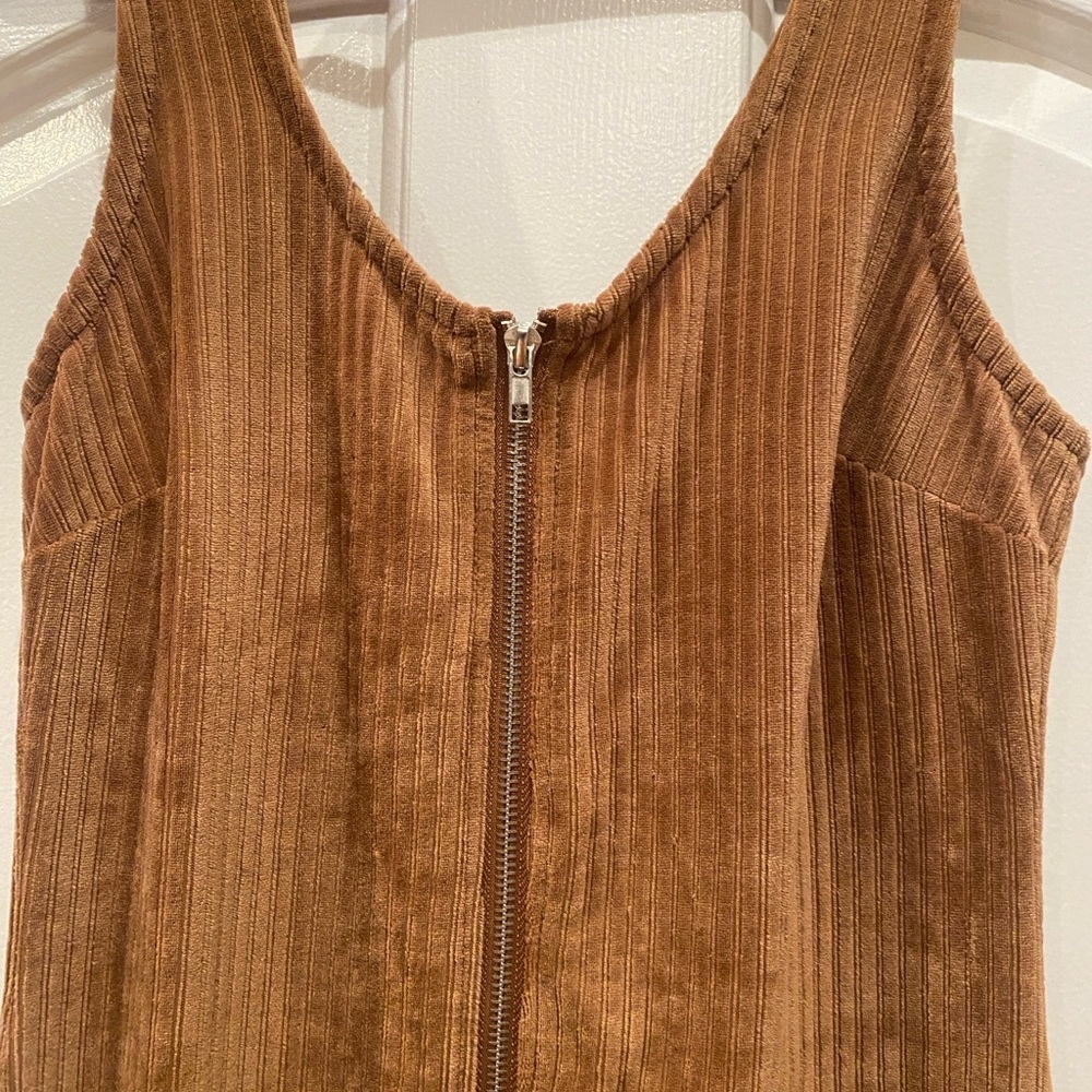 No Boundaries Dress - Picture 2 of 4